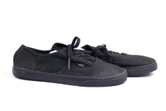 VANS Off The Wall Black On Black Low Top Lace Up Skate Shoes