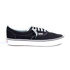 VANS  ERA Sneakers For Men  (White, Black)