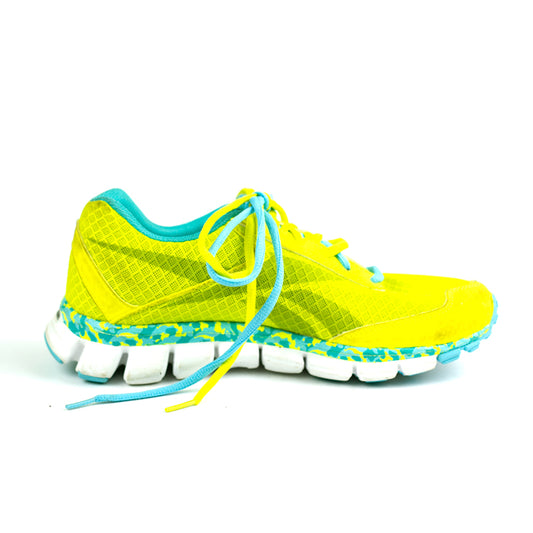 Reebok RealFlex Low Top Athletic Shoes