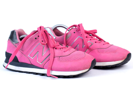 New Balance Women's 574v2 Sneaker, Sporty Pink, 3 UK