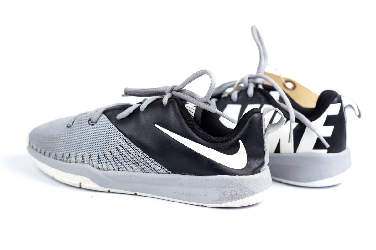 New* Nike Team Hustle D 7 Low (PS) Black/White-Wolf Grey