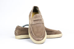 Tod's Moccasins in Brown Suede