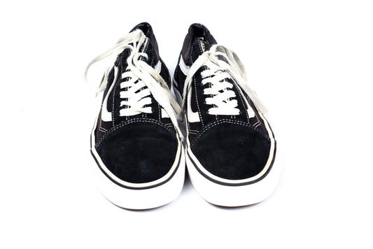 Vans Off The Wall Black and White Suede Canvas Sneaker CLEAN!