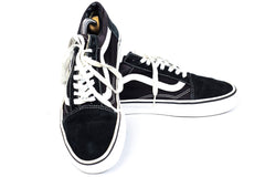 Vans Off The Wall Black and White Suede Canvas Sneaker CLEAN!