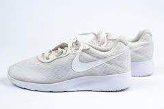 Nike Womens Shoe Running Shoes White Sneakers