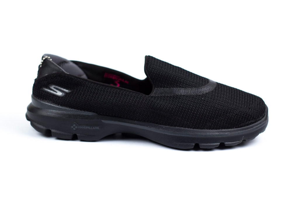 Skechers Performance Go Walk 3 Slip-On Walking Shoe