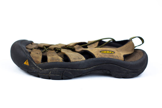 KEEN 1001870 Mens Newport Sandals Bison Brown