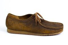 Clark's Wallabees Low Cut Size 6.5 M Brown Leather