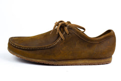 Clark's Wallabees Low Cut Size 6.5 M Brown Leather