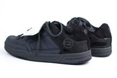 Globe Tilt Dark Shadow & Phantom Skate Shoes